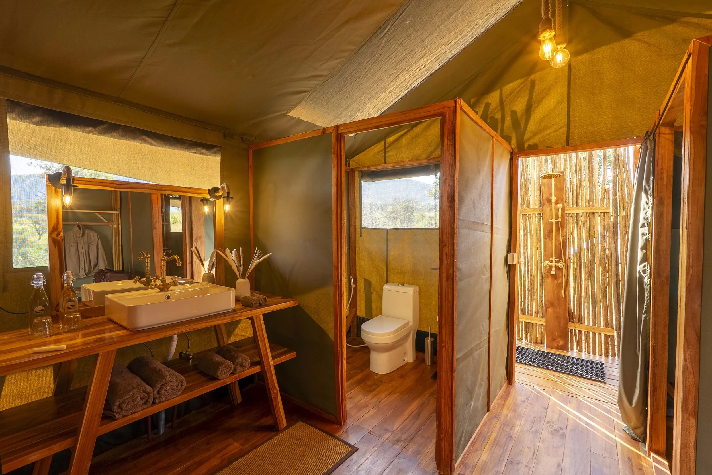 zuri-serengeti-camp-washing-room