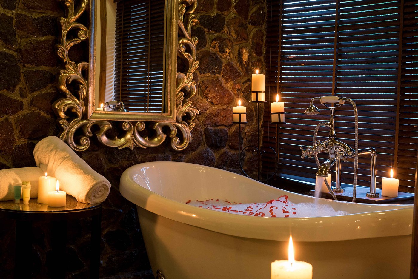 lake-manyara-kilimamoja-bathing-room