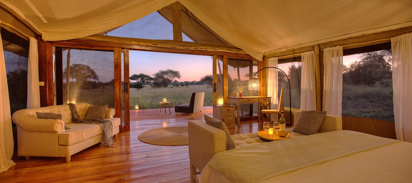 lodge-bedroom-view-during-birding-safari