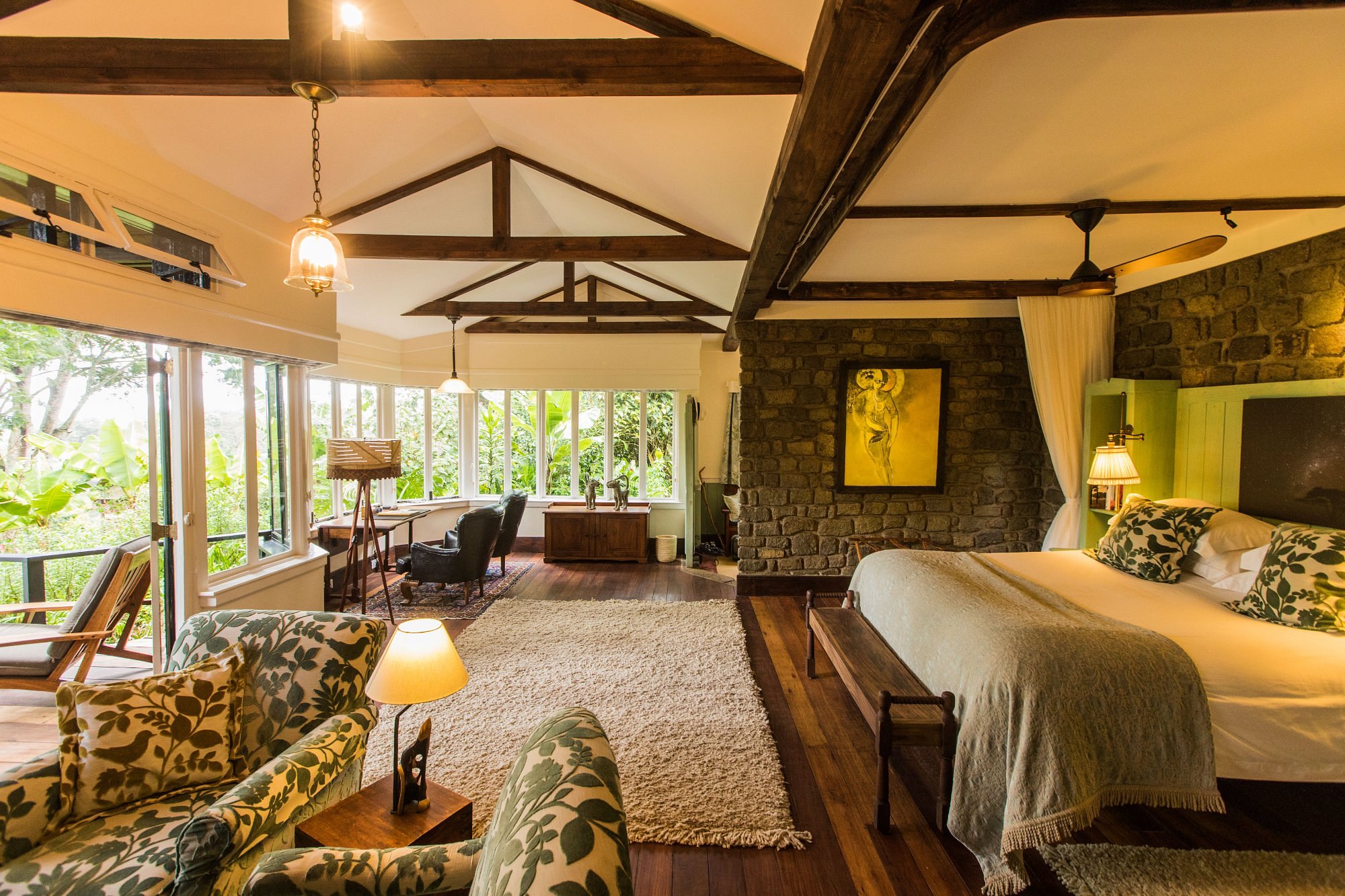 lodge-inside-view-ngorongoro