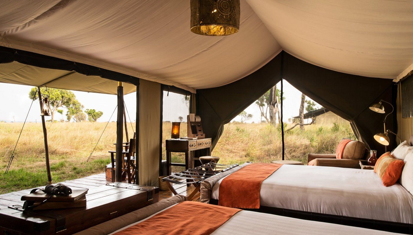 luxury-tented-lodge-view-ndutu-serengeti